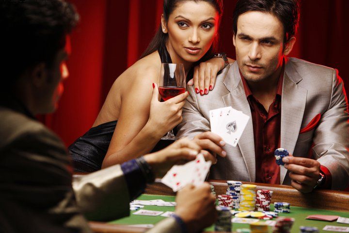 Live Bandar Ceme dealer table on mpo4d slot with player seats and card display